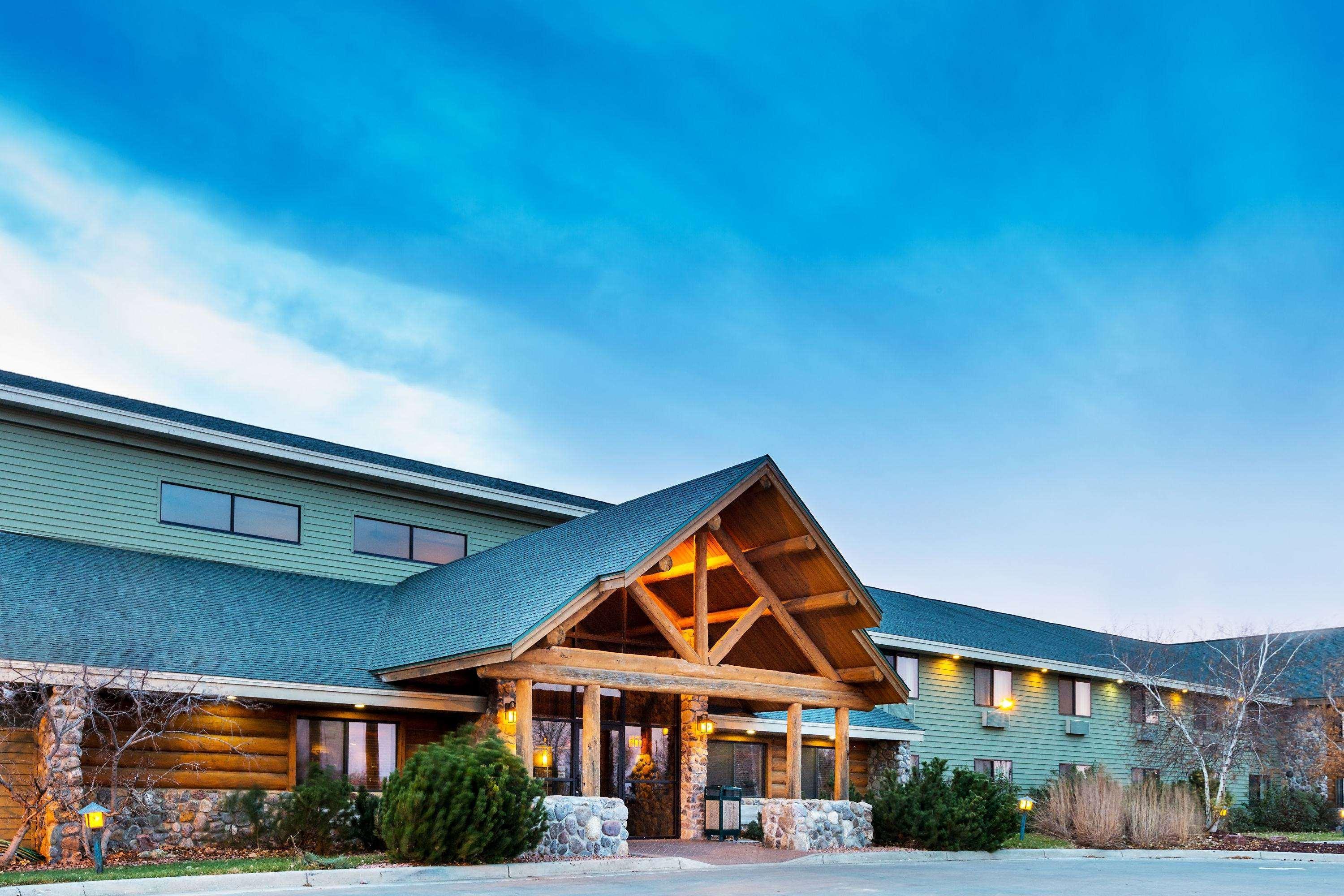 Americinn By Wyndham Chamberlain Conference Center Екстериор снимка