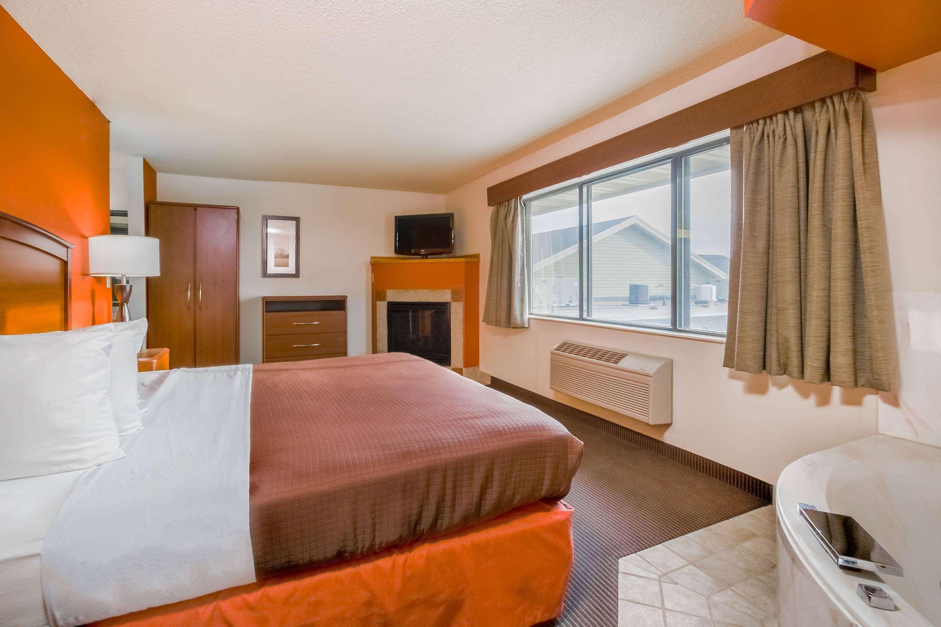 Americinn By Wyndham Chamberlain Conference Center Екстериор снимка